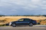 Volkswagen Passat SEL 2019 года (UK)